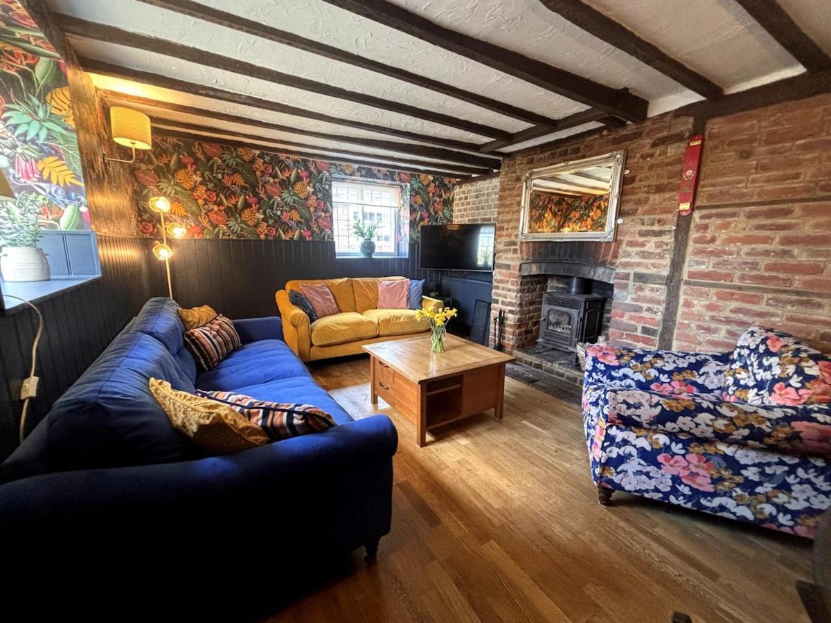 Wisteria Cottage เกรฟเซ็นด์ ภายนอก รูปภาพ